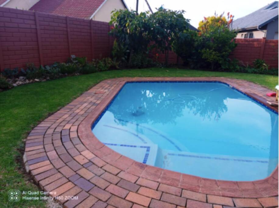 4 On Verbena Boksburg Exteriér fotografie
